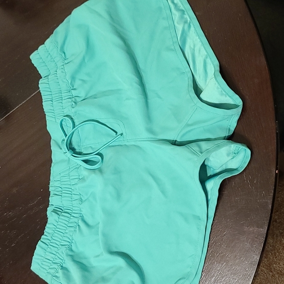 Columbia Omni Shield shorts - Picture 8 of 8